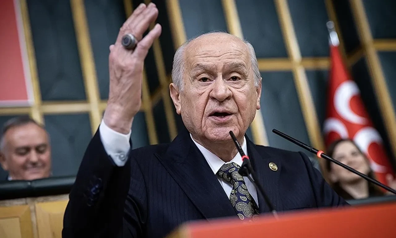 Devlet Bahçeli'den Terörsüz Türkiye mesajı: Kanlı silahlar gömülecek