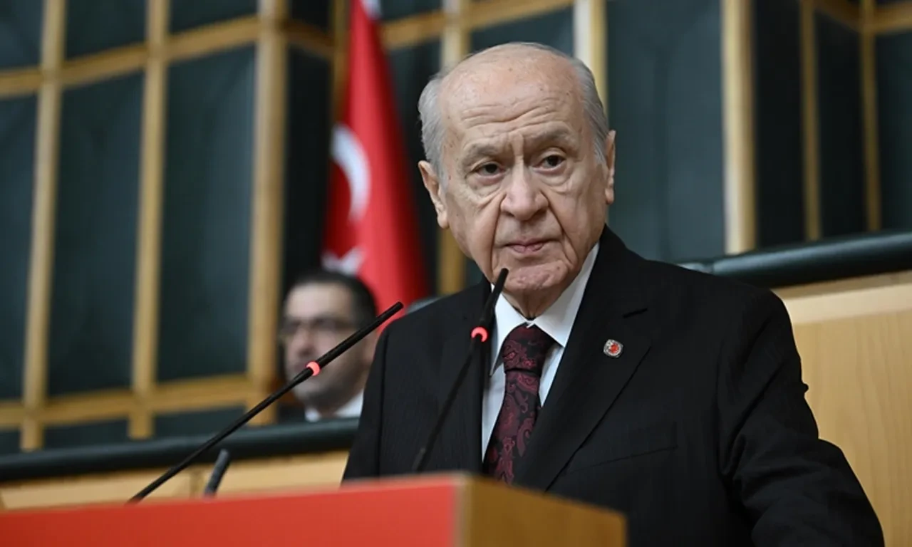 Devlet Bahçeli'den Terörsüz Türkiye mesajı: Kanlı silahlar gömülecek