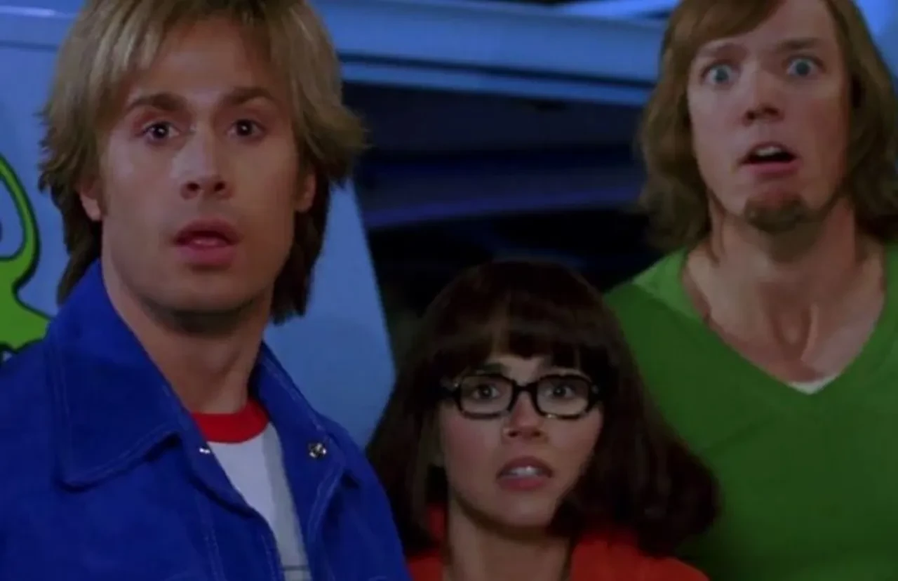 Efsaneleşen çizgi film Scooby-Doo dizi oluyor!