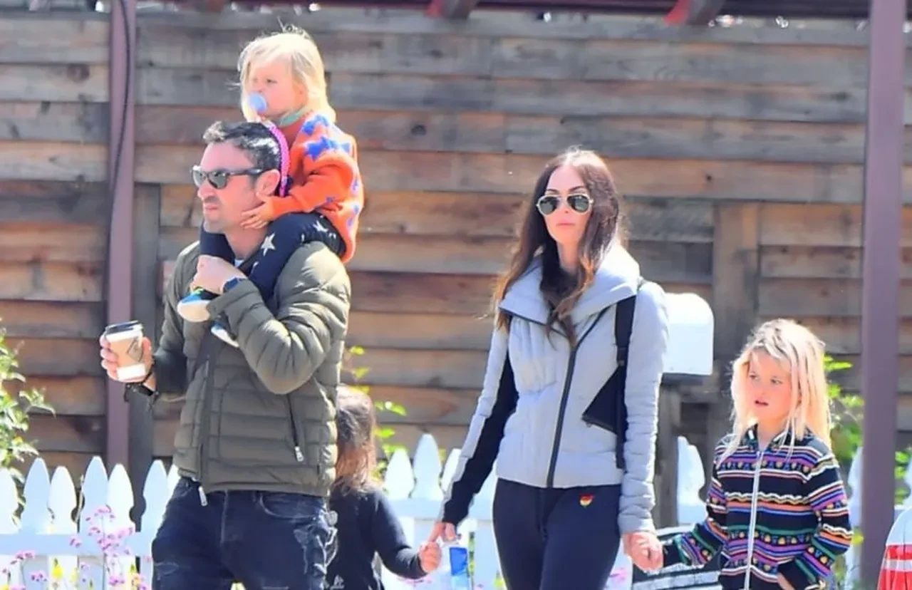 Megan Fox dördüncü kez anne oldu! İlk kez bebeğini paylaştı