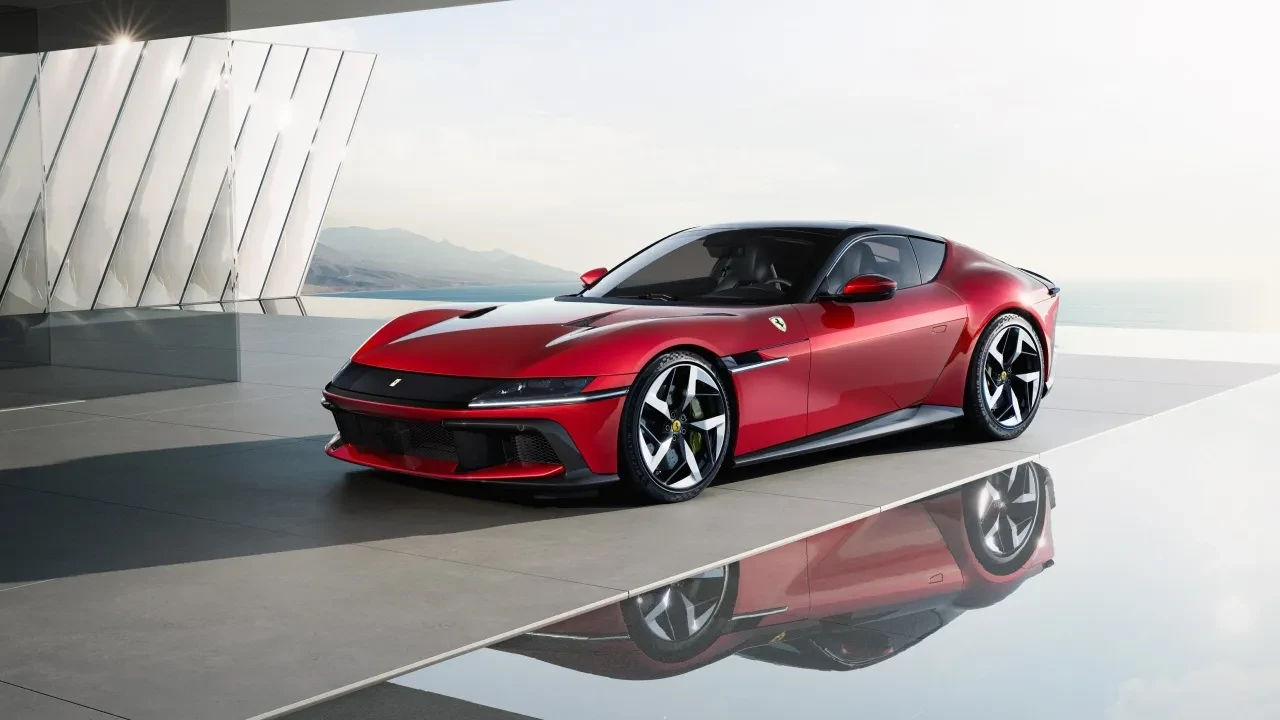 Trump imzayı attı, Ferrari karşılık verdi! Fiyatlar uçacak