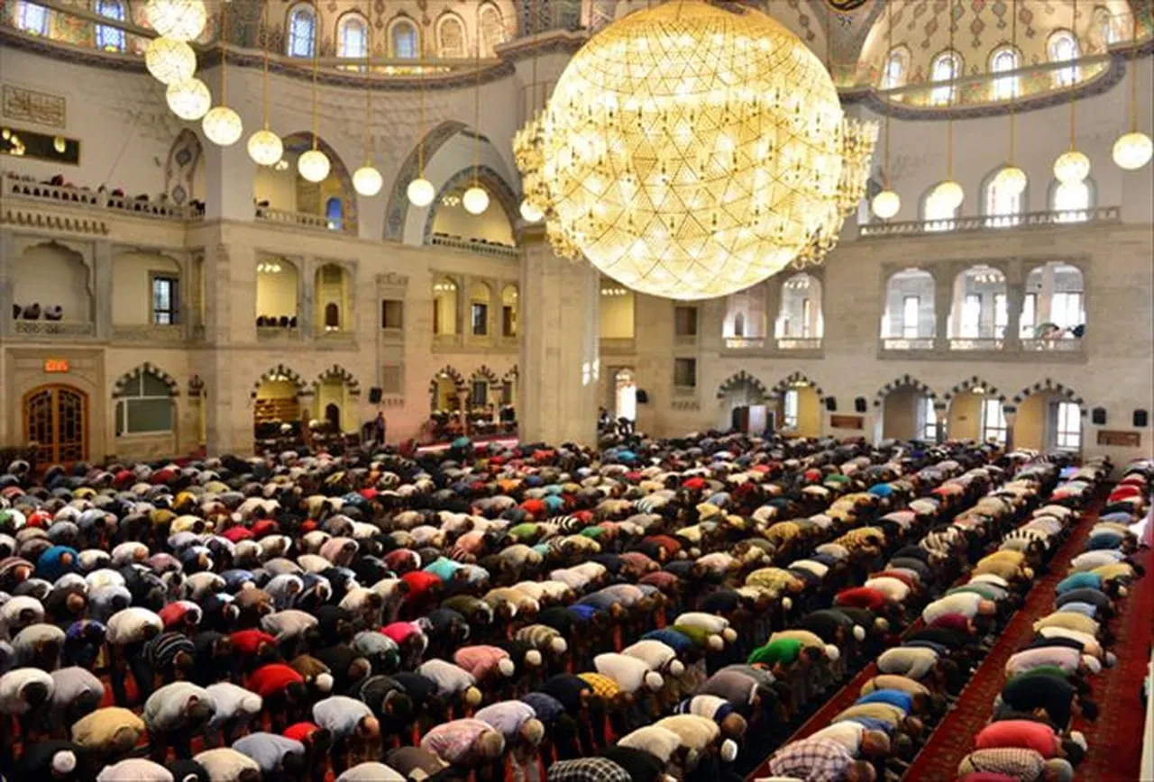 Antalya bayram namazı saat kaçta? Alanya, Kumluca, Manavgat bayram namazı saati belli oldu