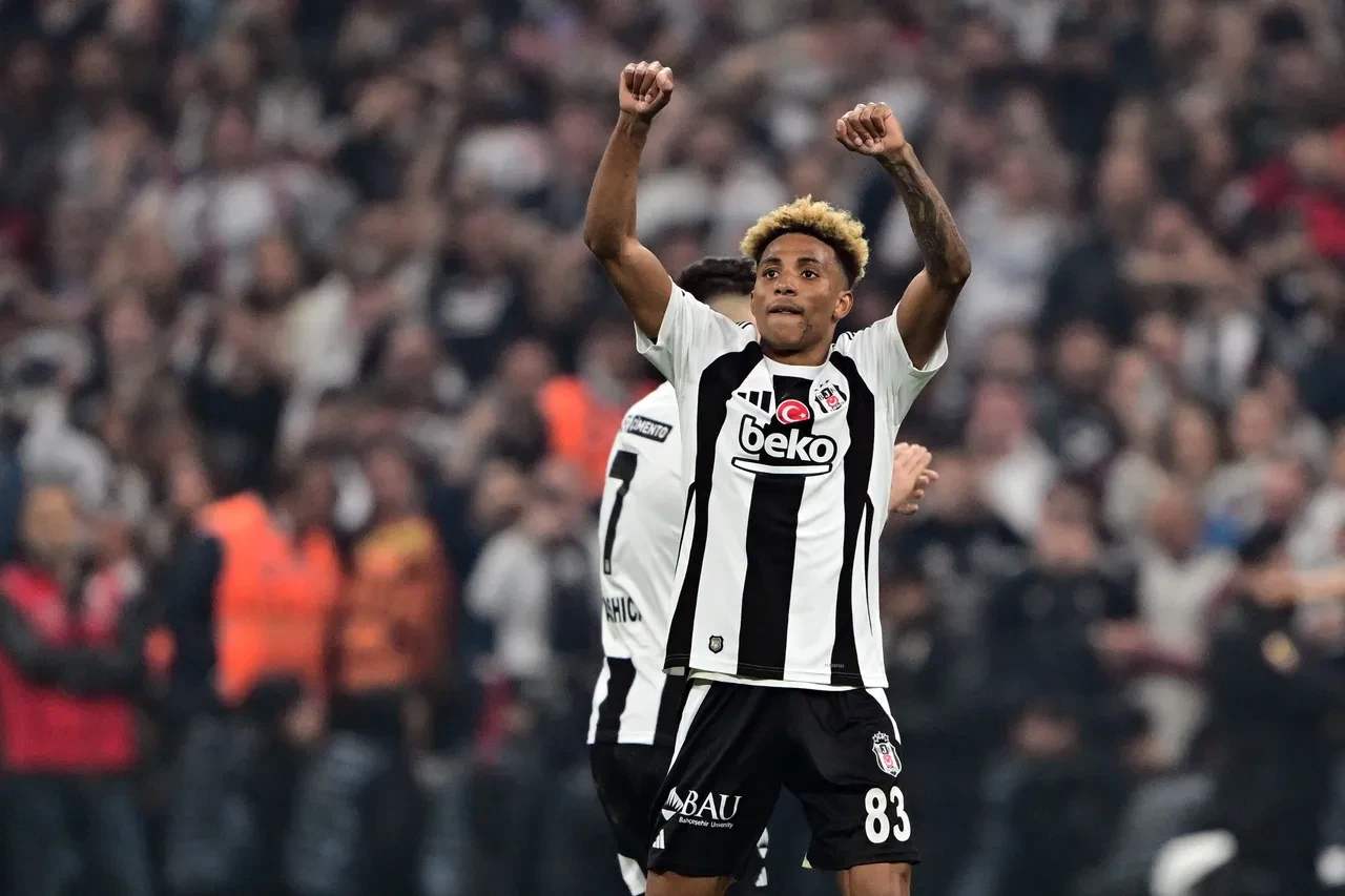 Beşiktaş Galatasaray engelini 2-1 ile aştı! Yenilmez Galatasaray bu sezon ilk kez kaybetti