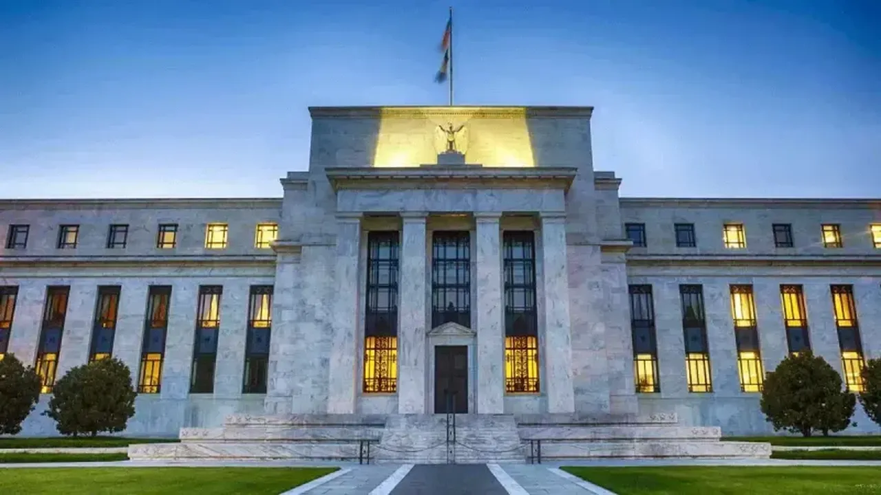 Fed’in enflasyon açmazı! Trump’ın hamlesi planları bozdu