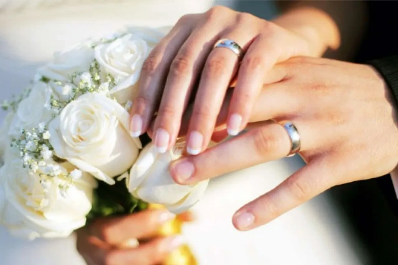 Gelin ve damat adayları dikkat! 34 bin lira nakit destek: Belediye bu yıl evleneceklere verecek