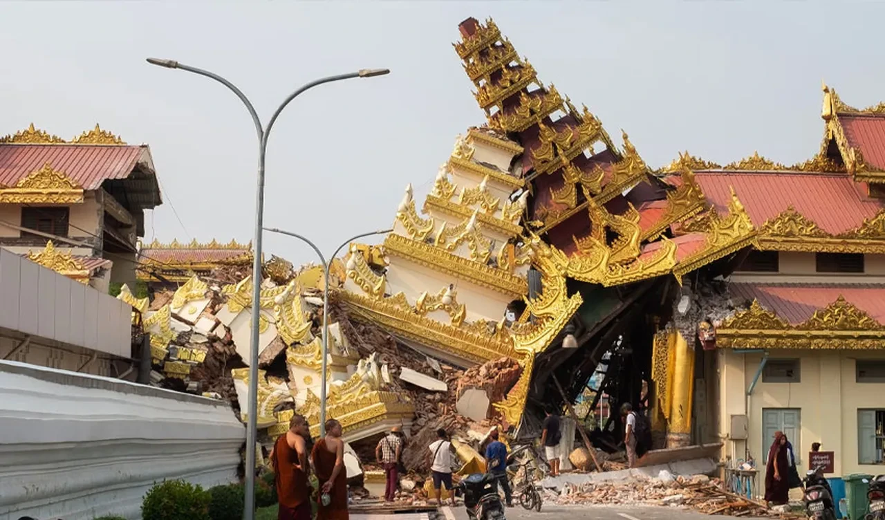 Myanmar'daki yıkıcı depremde bilanço ağırlaşıyor! Ölü sayısı 1000'i aştı