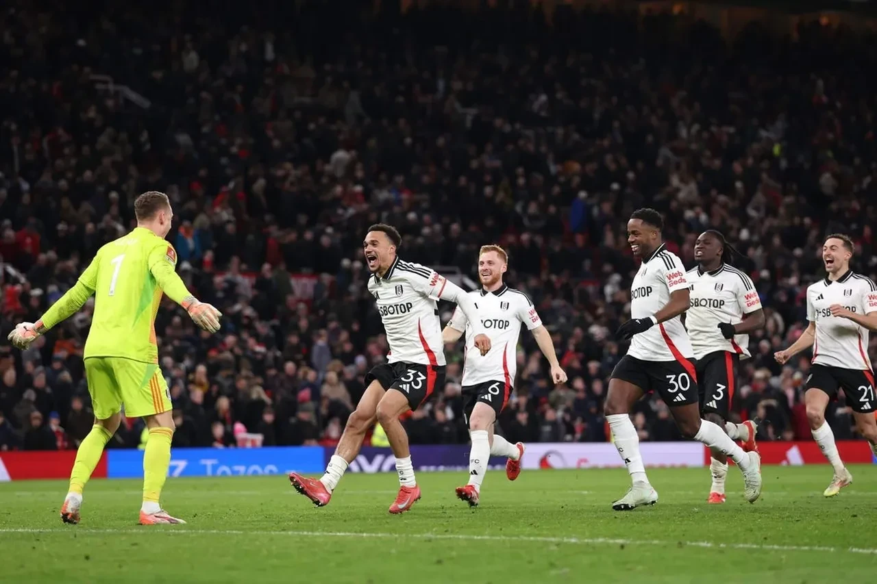 117 yıl sonra bir ilk! Fulham'dan Manchester United'a tarihi darbe