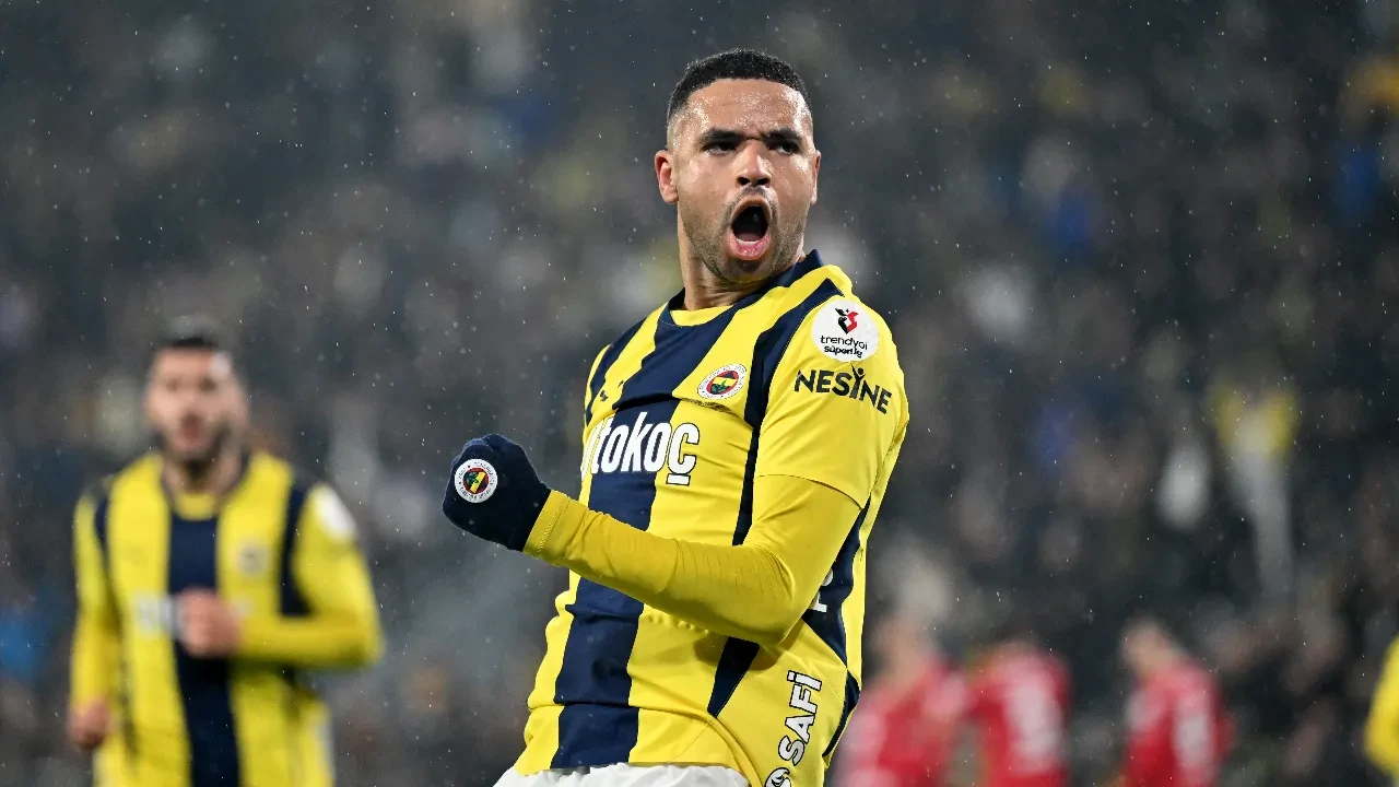 Alex de Souza'dan sonra Fenerbahçe'de bir ilk! En-Nesyri attığı golle tarihe geçti