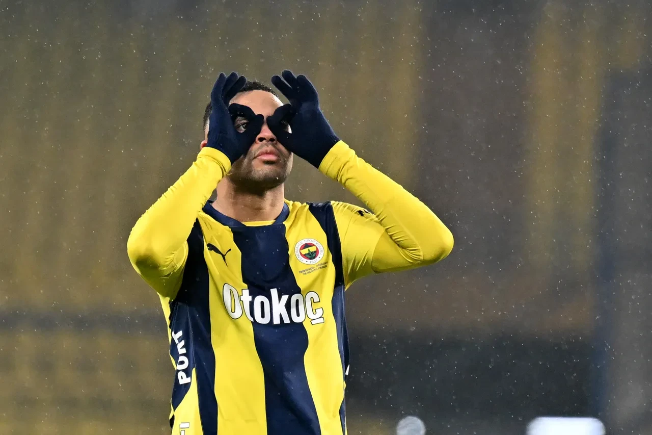 Alex de Souza'dan sonra Fenerbahçe'de bir ilk! En-Nesyri attığı golle tarihe geçti