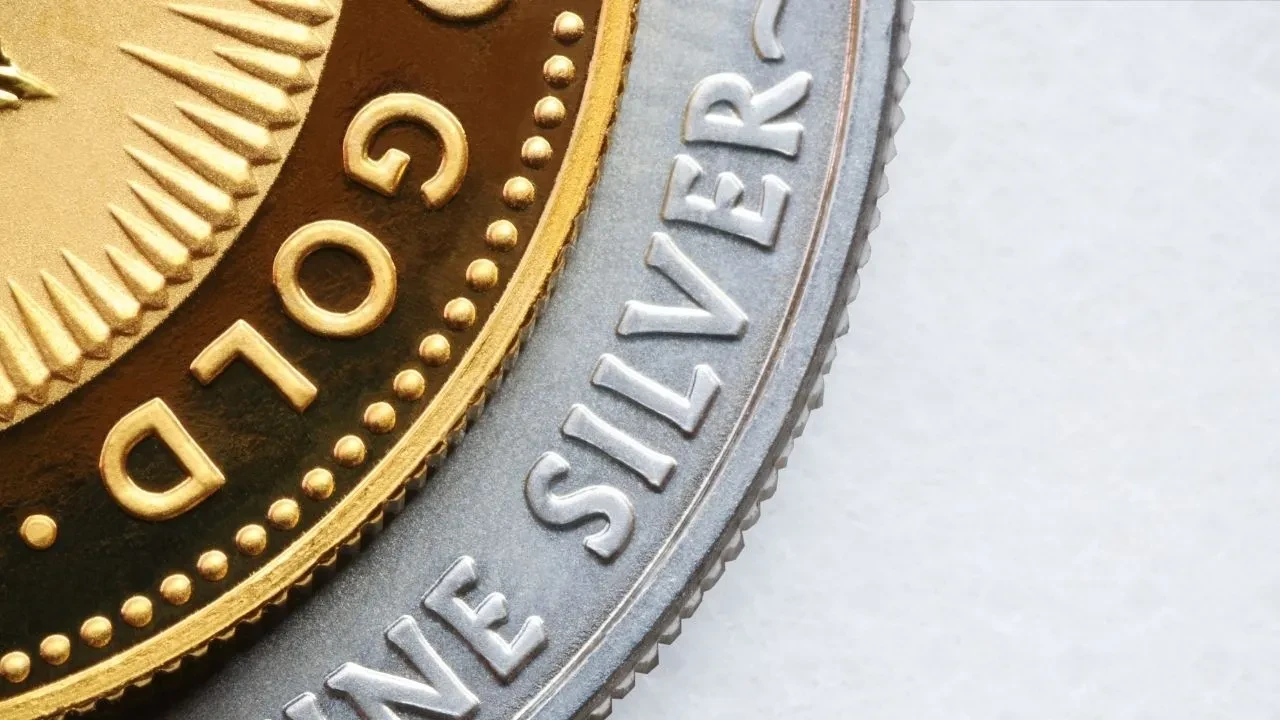 Altın ve gümüş fiyatı zirveye hazırlanıyor! Dev banka 'büyük yükseliş' açıklaması yaptı