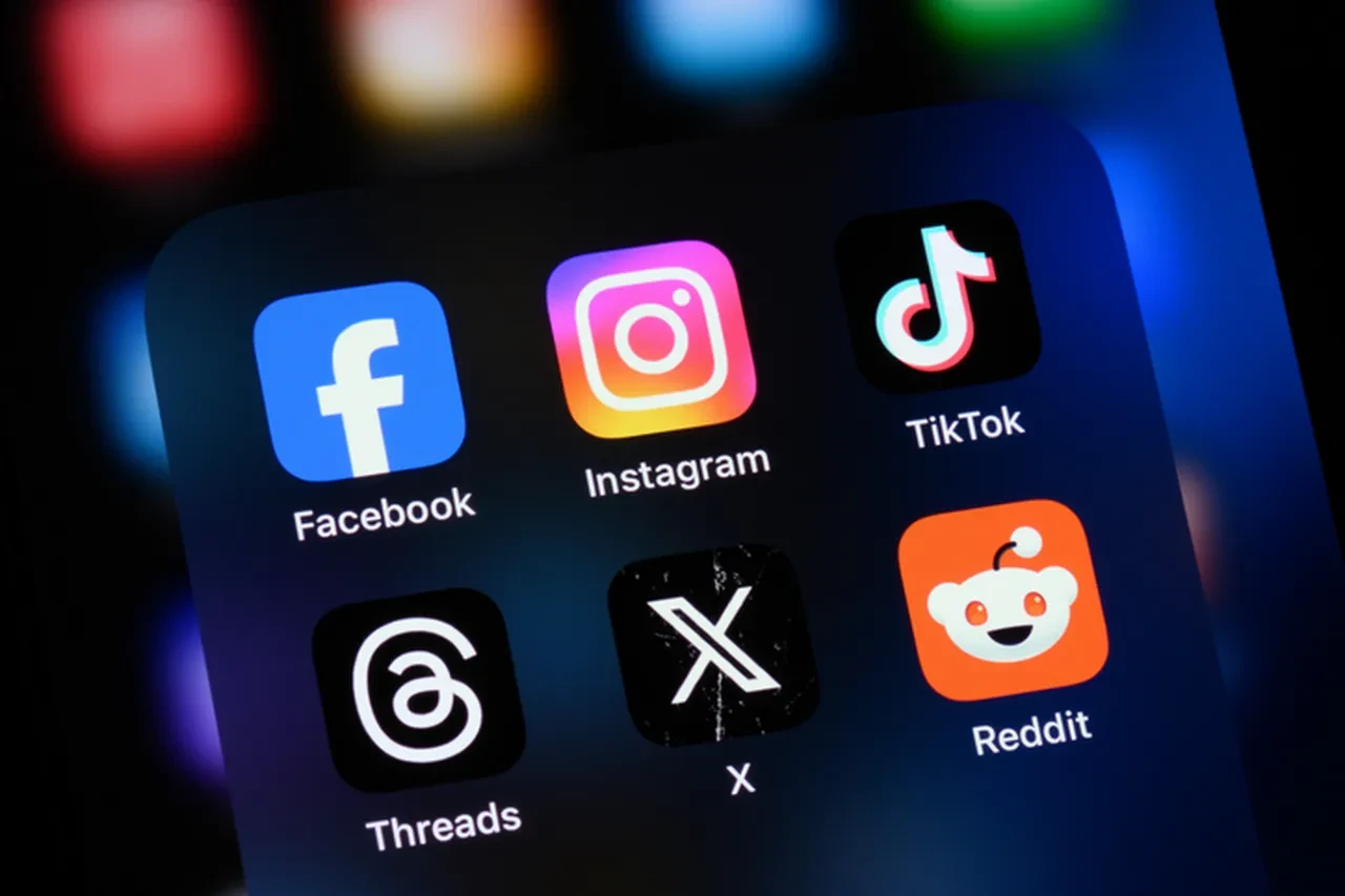 İngiltere’de Tiktok ve Reddit’e soruşturma