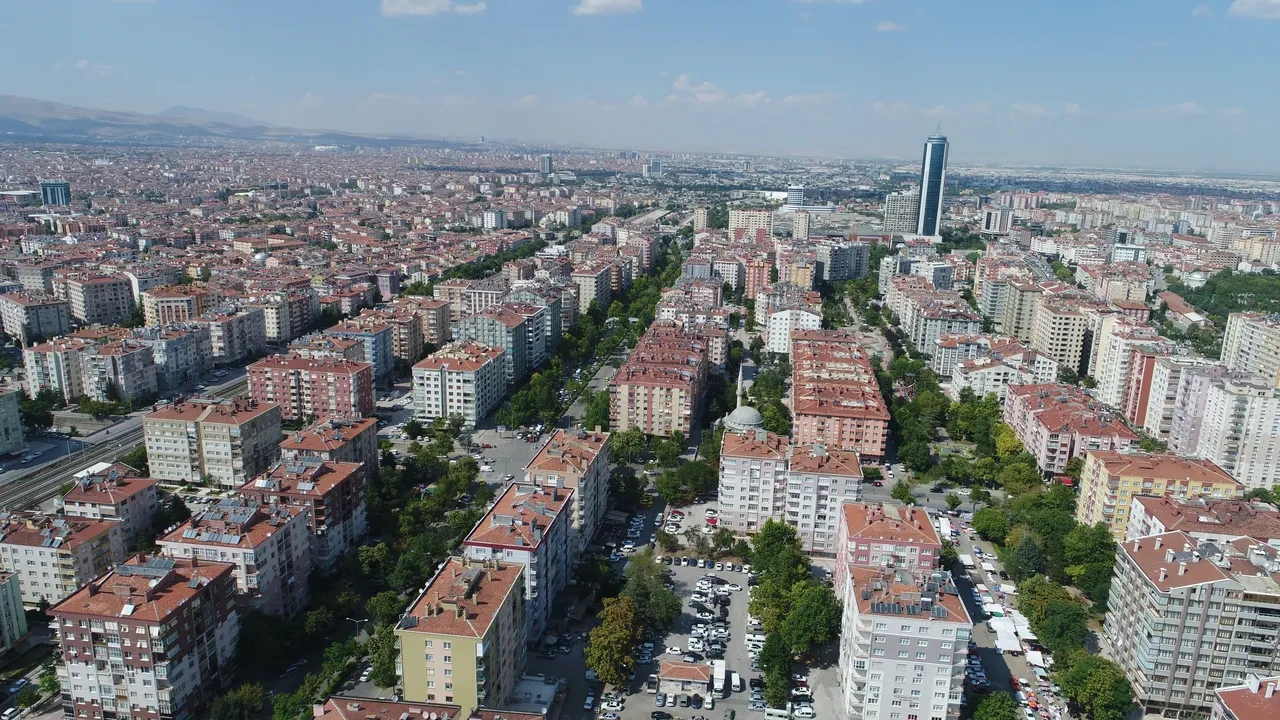 Konut kredisi çekecekler dikkat! Cebinize 340 bin TL kalacak! Faiz oranlarıyla taksitler hafifledi