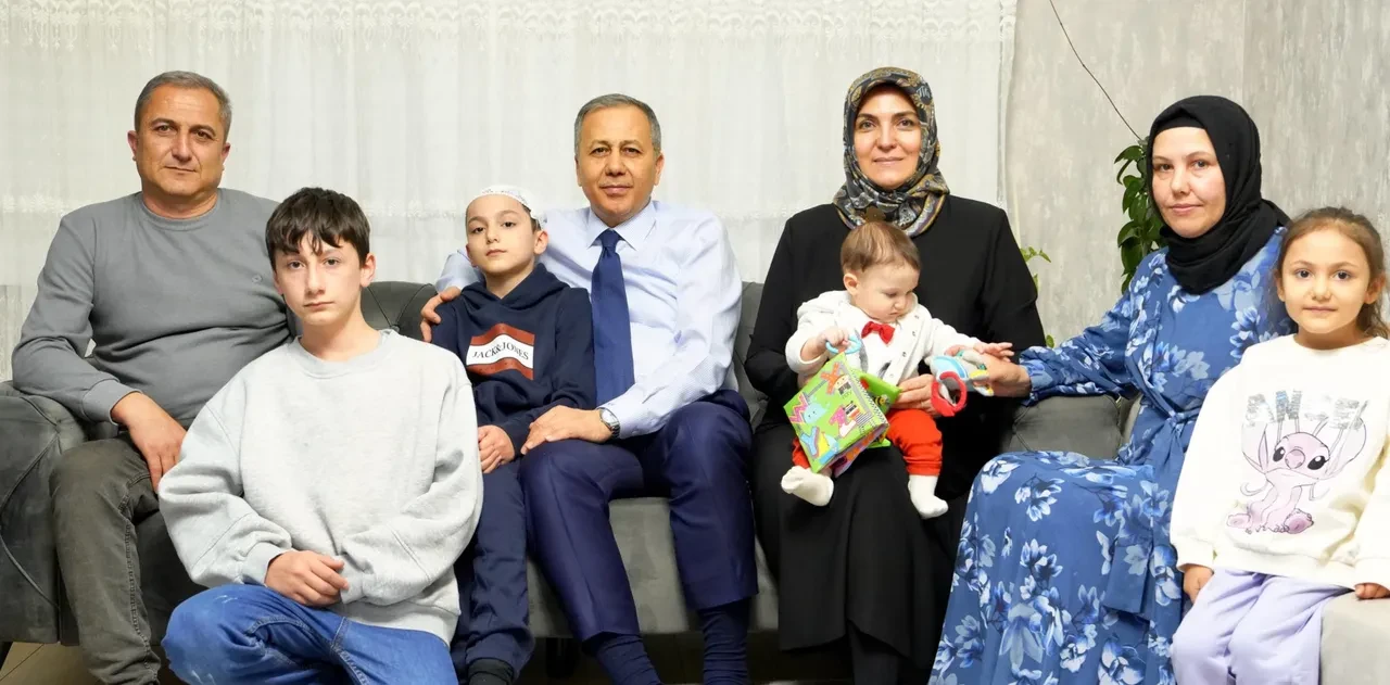 Köpek saldırısına uğrayan Tunahan'dan 14 ay sonra haber var! Bakan Yerlikaya ziyaret etti