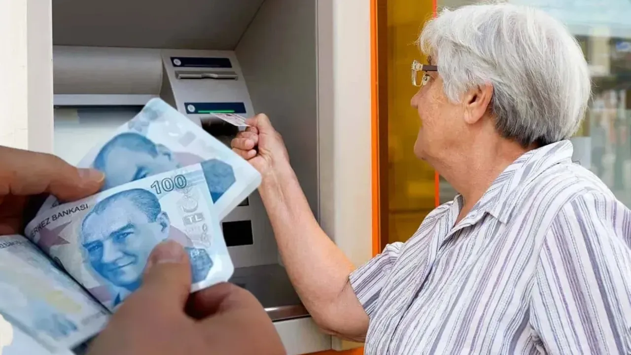 SSK, Bağ-Kur ve tüm emeklileri ilgilendiriyor! Banka promosyonları güncellendi: İşte en yüksek emekli promosyonu veren bankalar