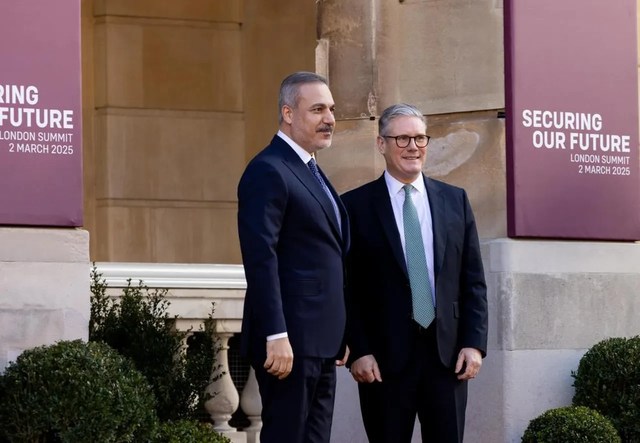 Ukrayna Zirvesi'nin ardından 'kısmi ateşkes' önerisi! Fransa ve İngiltere açıkladı, Rusya'nın cevabı merak konusu