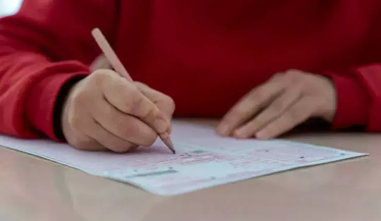 YKS başvuruları bitti mi? 2025 YKS son başvuru tarihi araştırılıyor