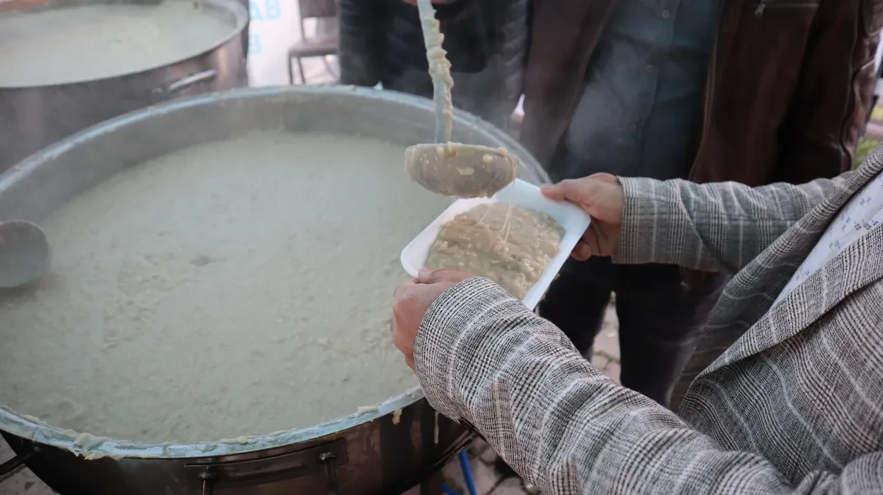 200 yıldır devam ediyor! Ramazan Bayramı sofralarını geleneksel tatlar süsledi