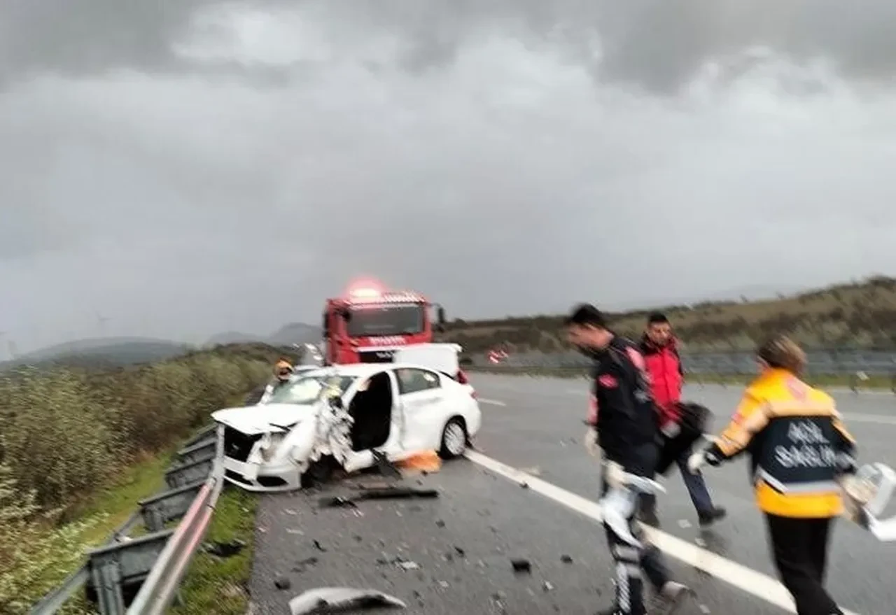 Bayramda feci kaza! Susurluk’ta 5 araç birbirine girdi: 2 ölü, 4 yaralı