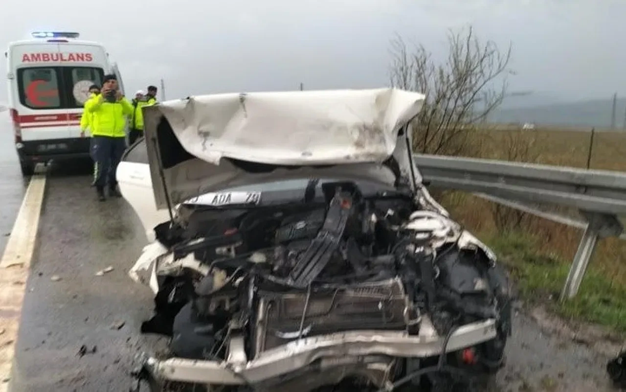 Bayramda feci kaza! Susurluk’ta 5 araç birbirine girdi: 2 ölü, 4 yaralı