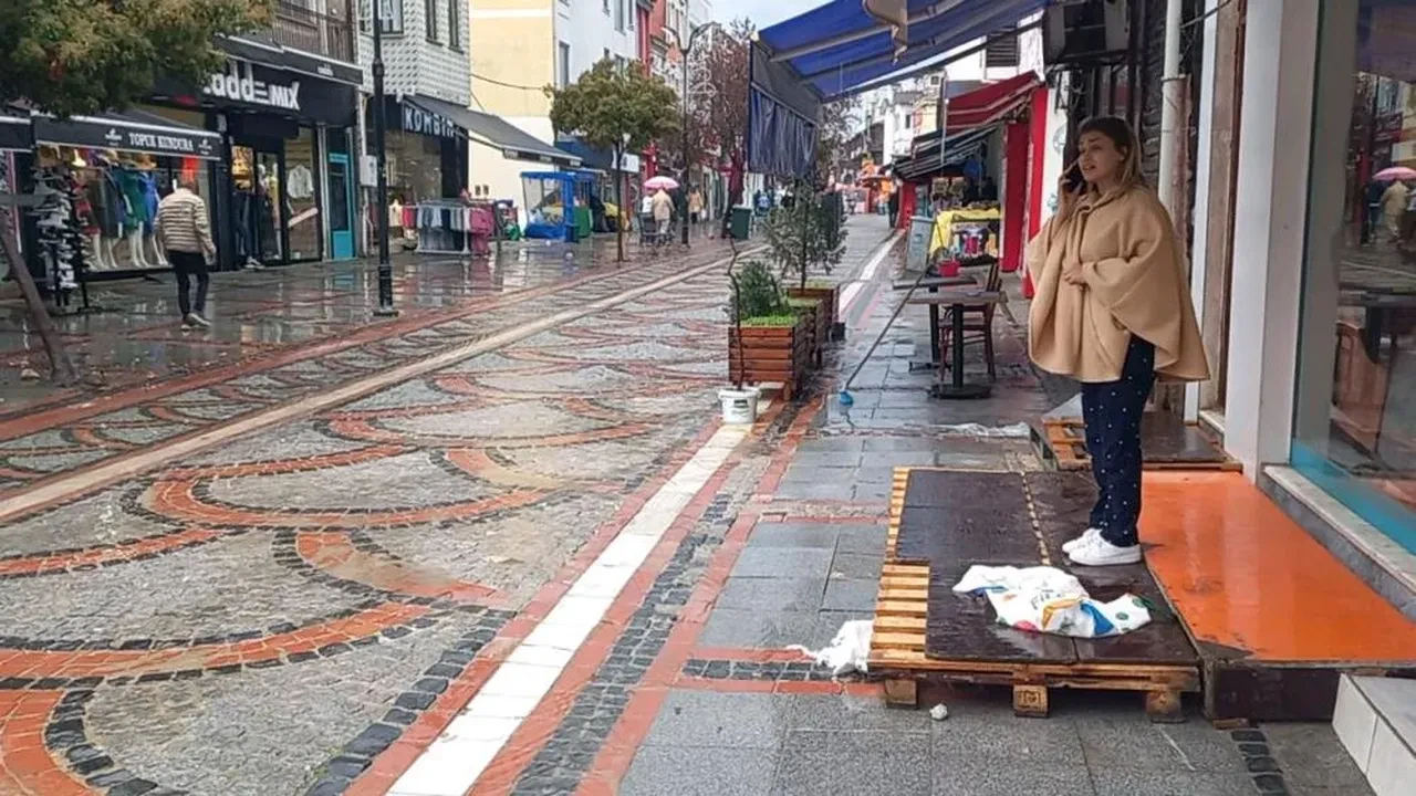 Bayramın ikinci gününde (bugün) hava nasıl olacak? Meteoroloji uyardı! 31 il için sağanak uyarısı