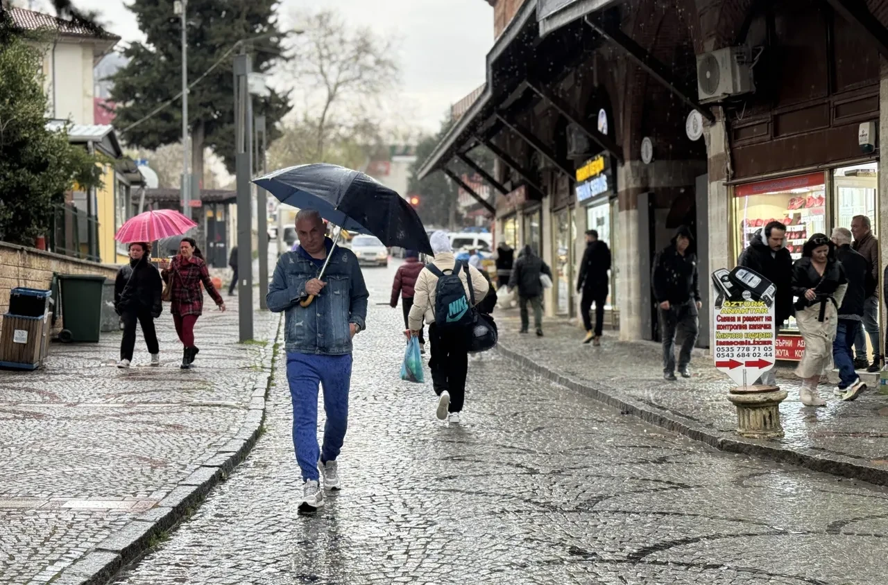 Bayramın ikinci gününde (bugün) hava nasıl olacak? Meteoroloji uyardı! 31 il için sağanak uyarısı
