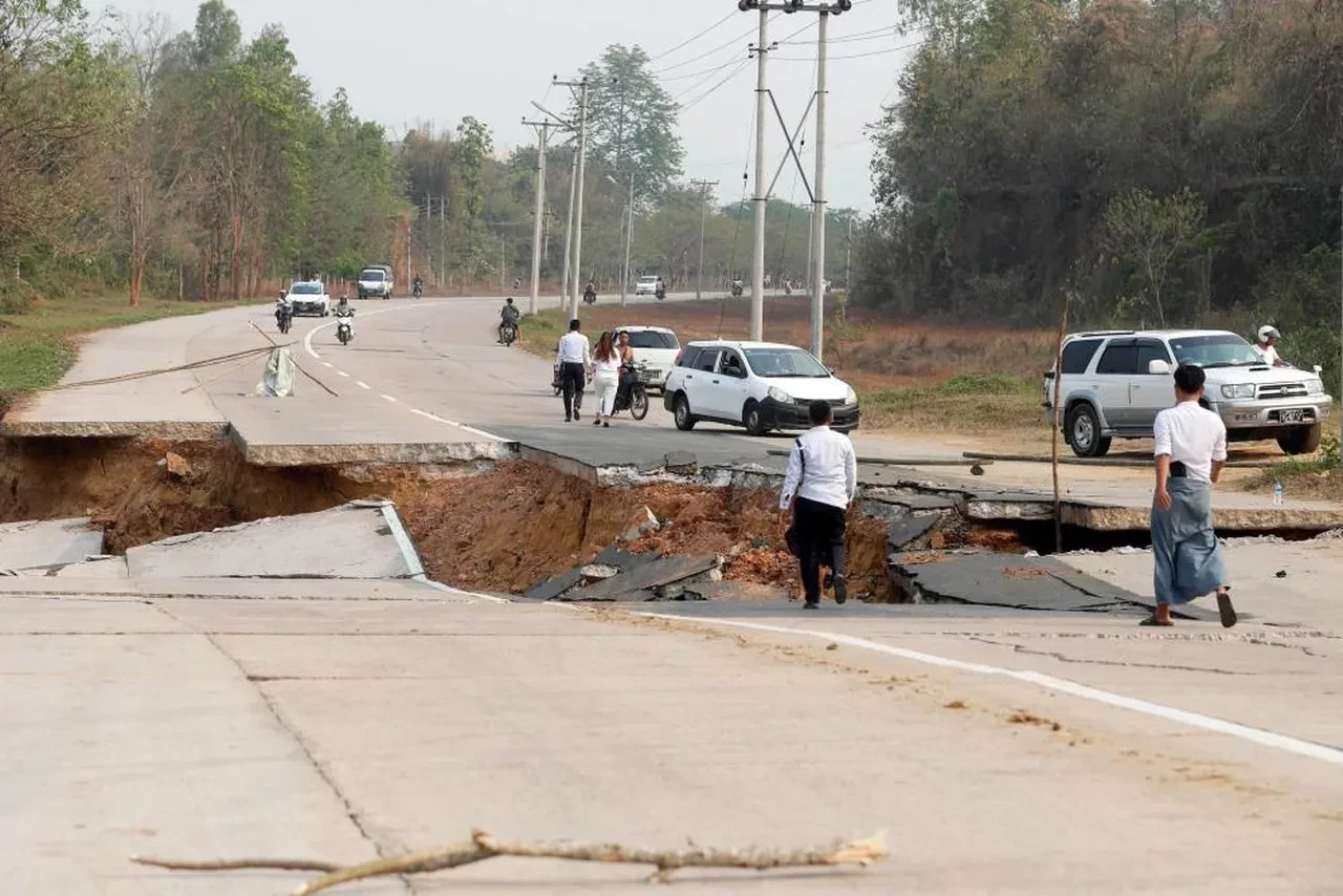 Myanmar'daki depremde acı bilanço her saat artıyor! Yüzlerce kişi halen kayıp