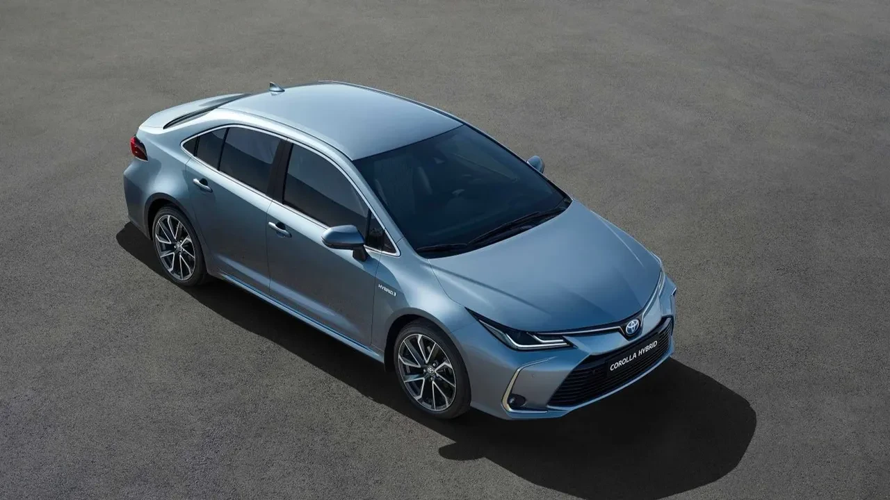 Otomobil piyasasında Toyota krizi! Herkes o aracın peşine düştü | Bekleme süresi aylar alıyor