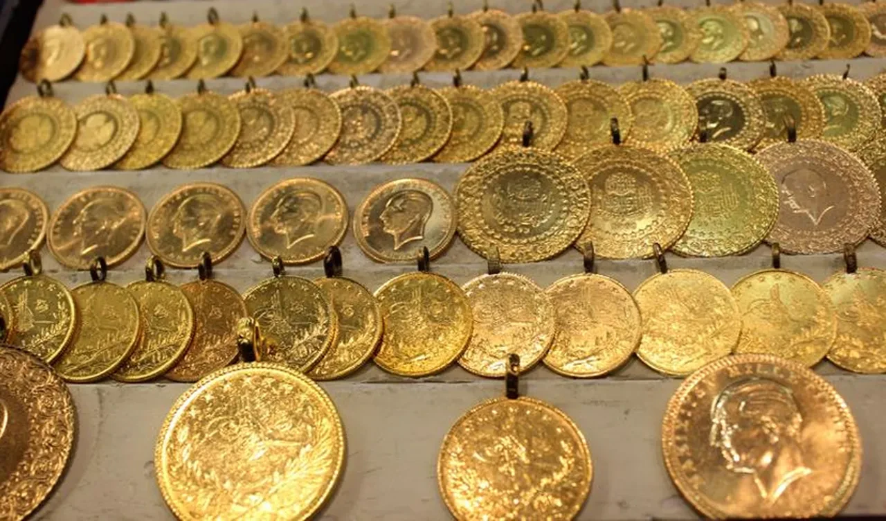 Altın fiyatlarında düşüş! İşte 4 Mart 2025 gram altın, çeyrek altın fiyatları