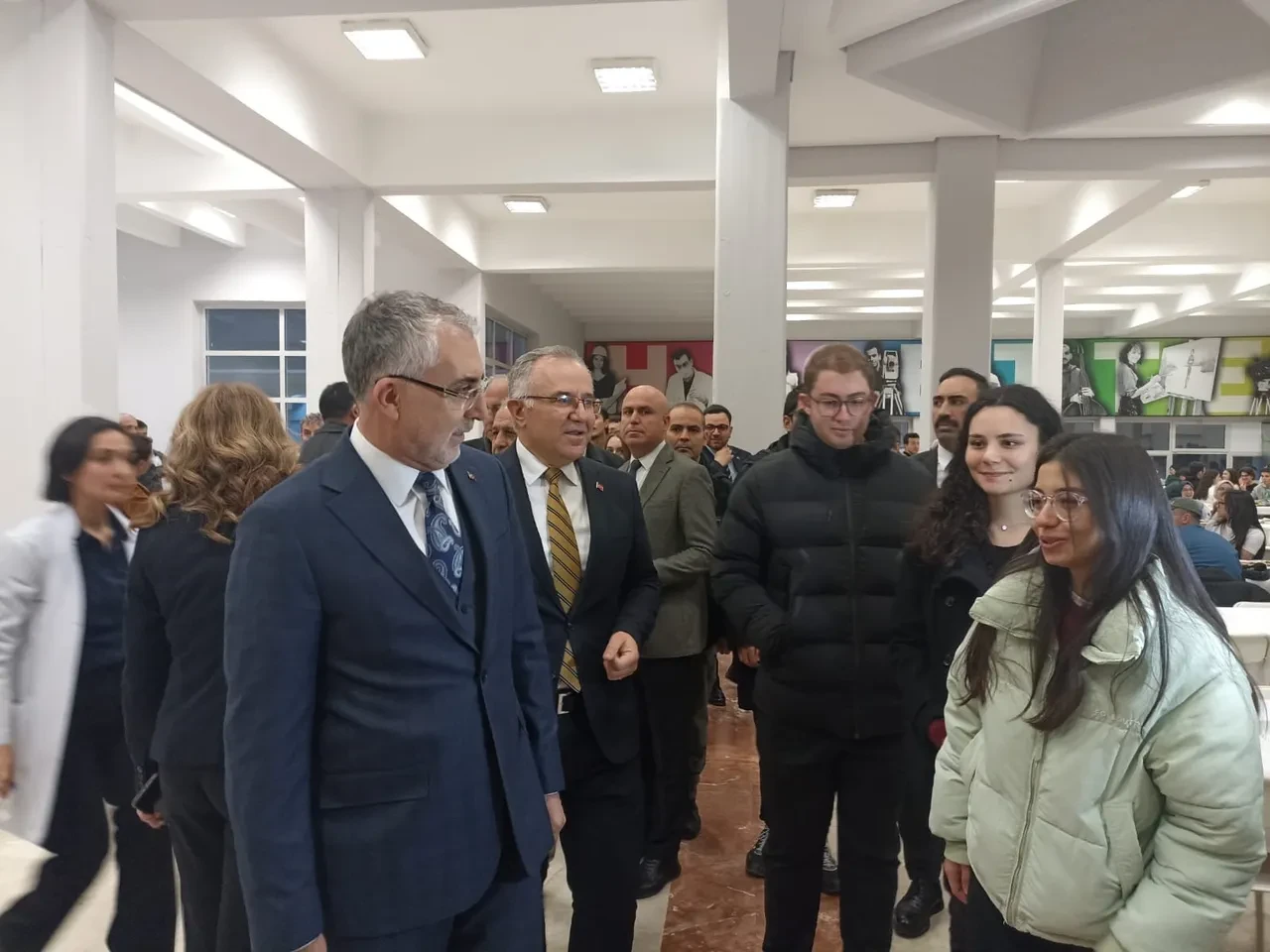 Günlük 1083 lira destek verilecek! Bakan Işıkhan programı duyurdu