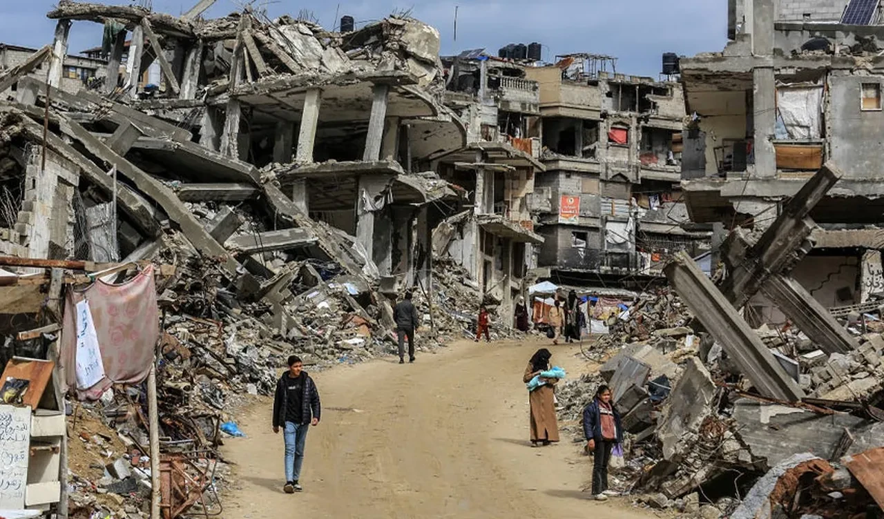 İngiltere'den ABD'ye sert tepki: Donald Trump'ı, Vladimir Putin'e 'yalakalıkla' suçladı!