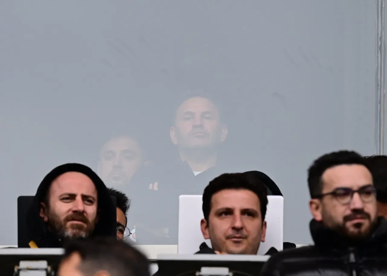 Okan Buruk kriz iddialarına sert çıktı! 'İstifamı isteyenler Fenerbahçe taraftarıdır'