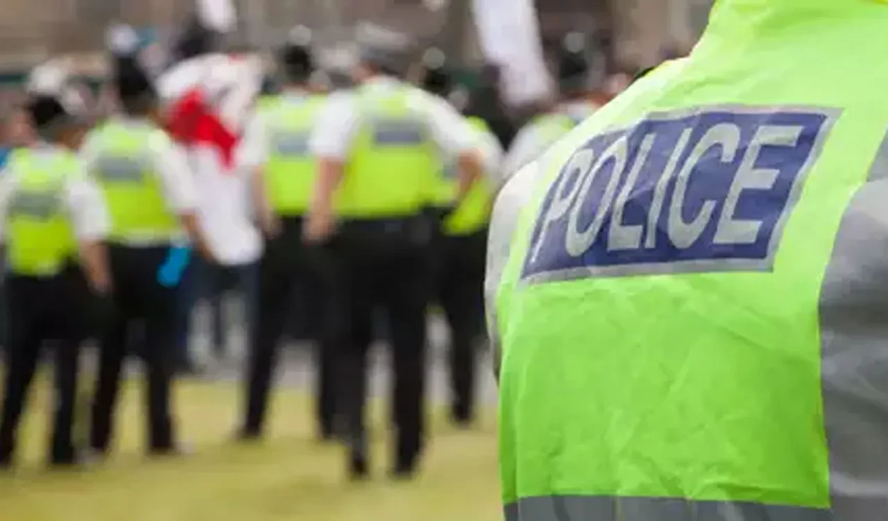 Onlarca yıl süren gizli operasyonlar, yalan hayatlar! Kadınlar polislerin foyasını ortaya çıkardı