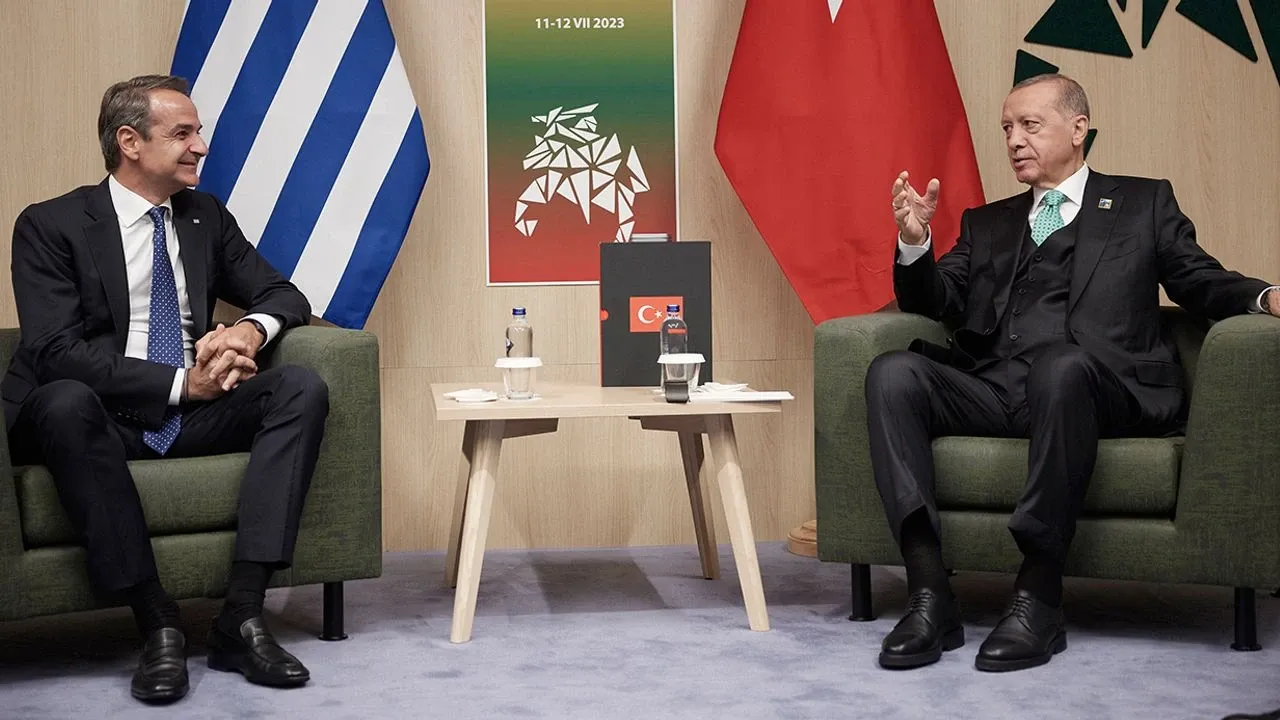 Son dakika | Cumhurbaşkanı Erdoğan ve Miçotakis arasında kritik görüşme! İyi komşuluk vurgusu