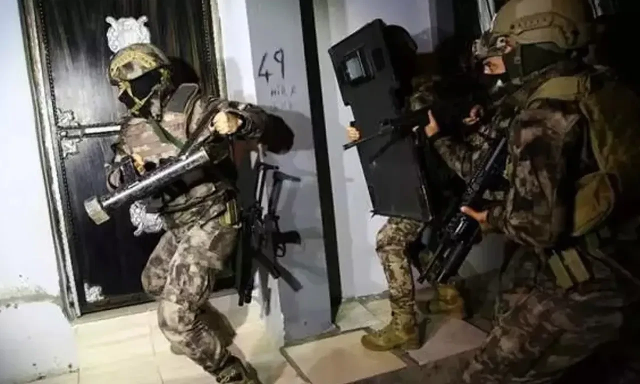 Son dakika | İstanbul merkezli 8 ilde yasa dışı bahis soruşturması: 2 milyar TL'lik para trafiği