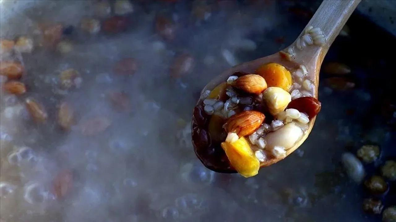 2025 aşure günü ne zaman? Muharrem ayının 10. günü araştırılıyor