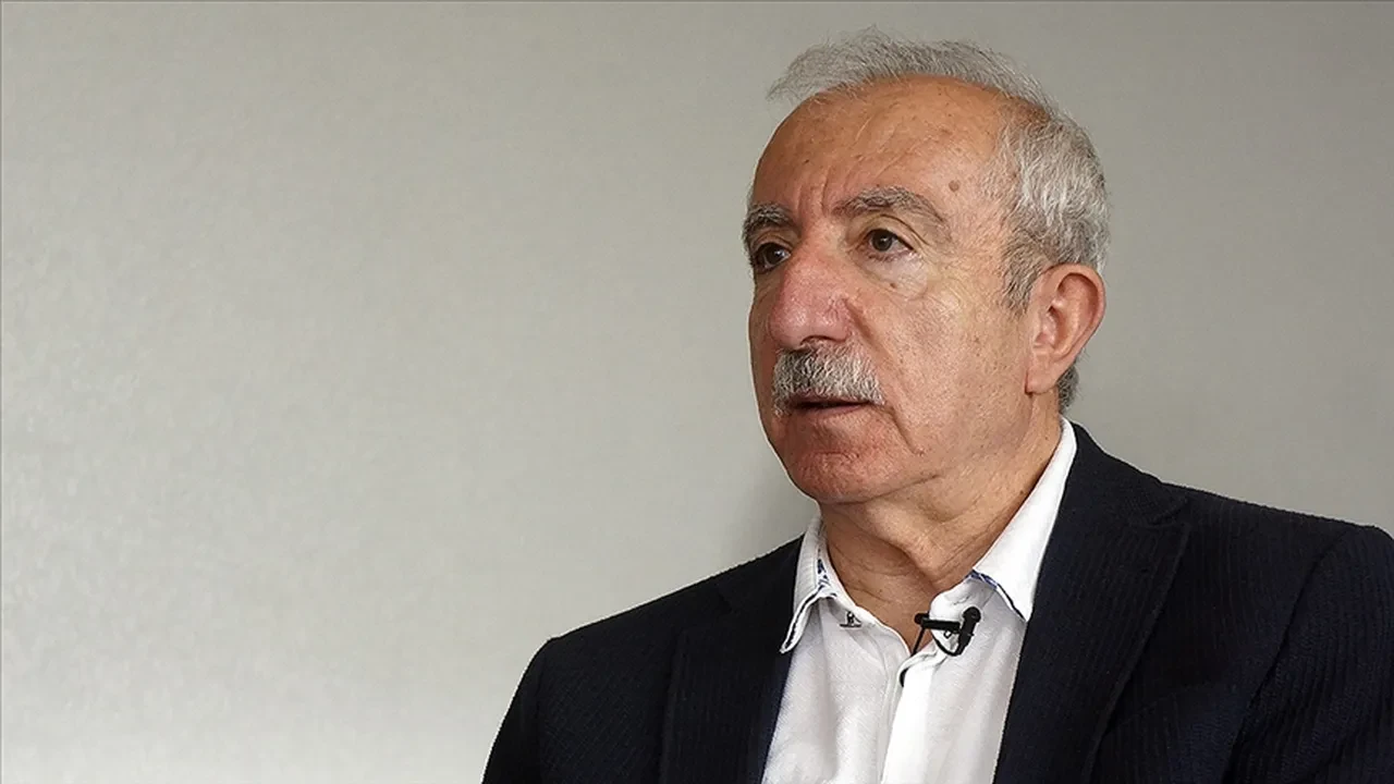 AK Partili Orhan Miroğlu, Sezen Aksu'ya seslendi: 'Ne dersiniz? Tam zamanı'