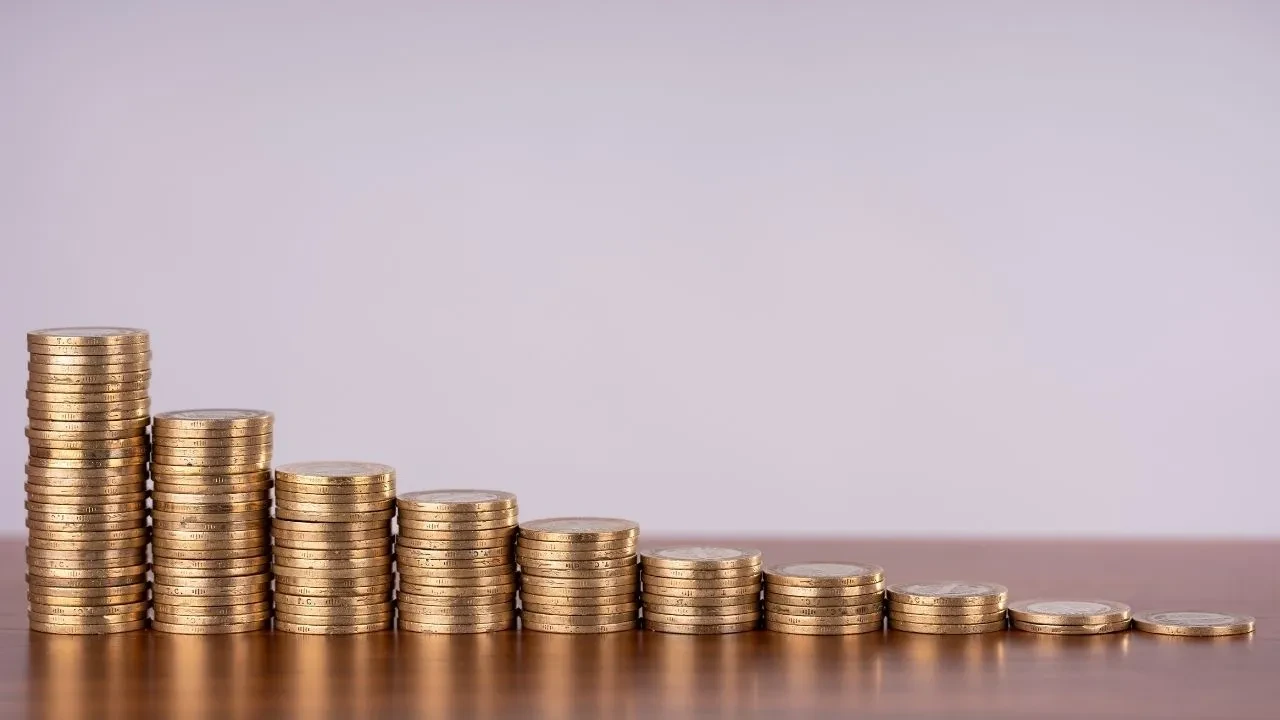 Biri gelir biri gider finans kuralı servetinizin anahtarı olacak! Borç sarmalına veda edin: Nakit biriktirmede devrim