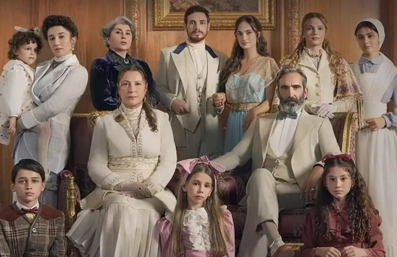 Eda Ece, Şakir Paşa Ailesi için çalışmalara başladı! İlk kare geldi