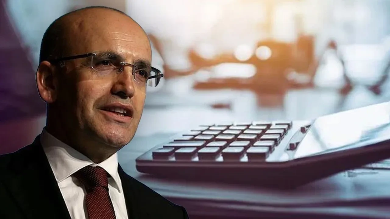 Mehmet Şimşek yeni beklentileri duyurdu! Dış ticaret açığında artış öngörüsü