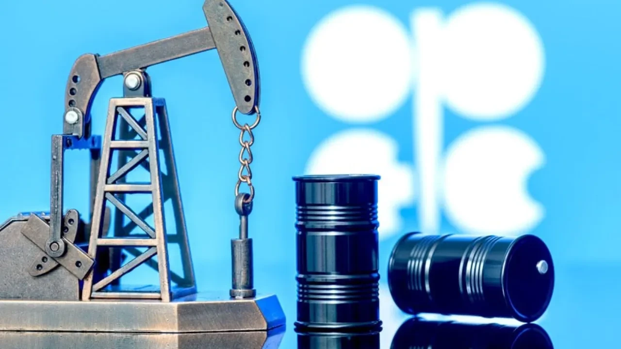 Petrol fiyatları düştü: OPEC+ üretimi artırıyor