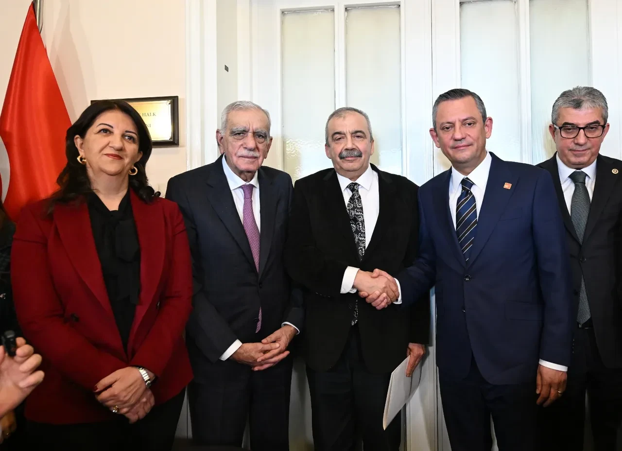 Son dakika | DEM Parti'den ilk ziyaret CHP'ye