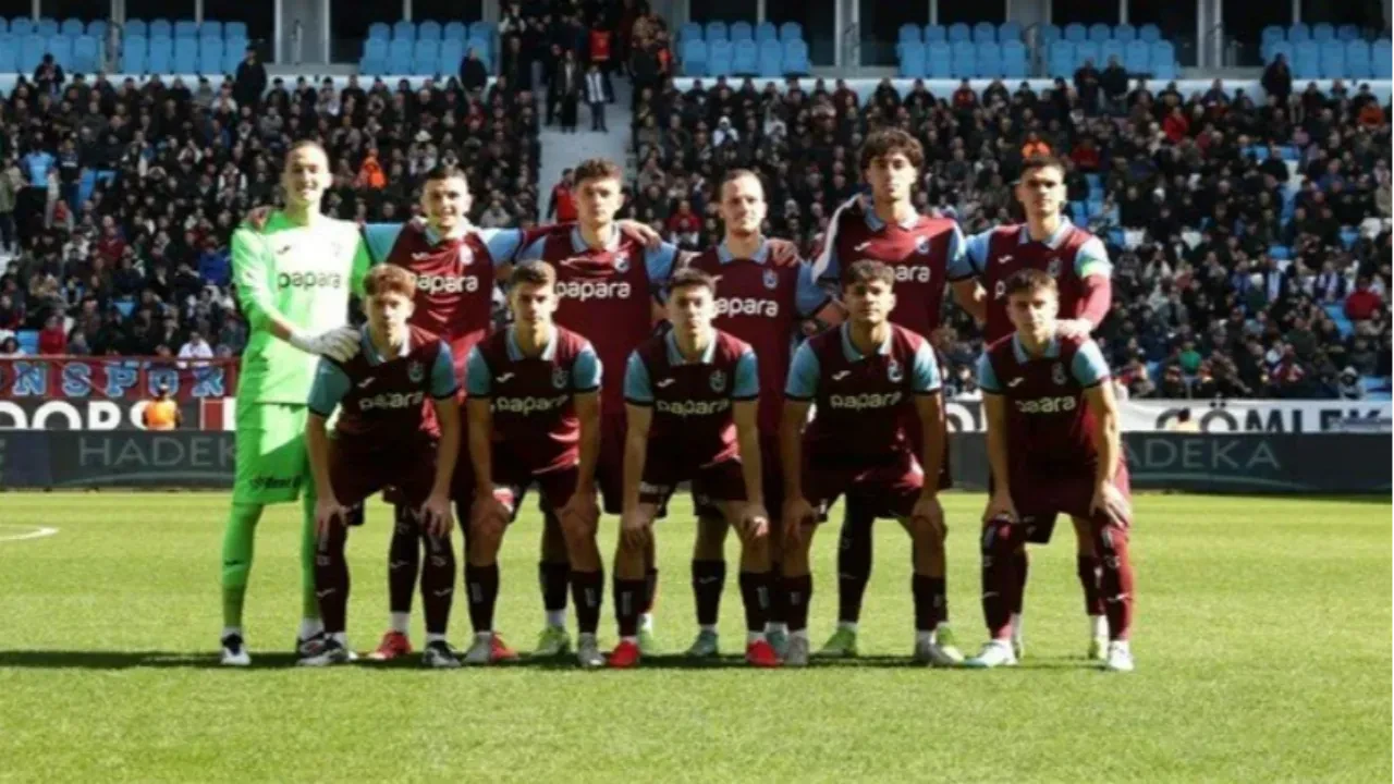 Trabzonspor U19 takımı çeyrek finalde! Atalanta'yı elediler