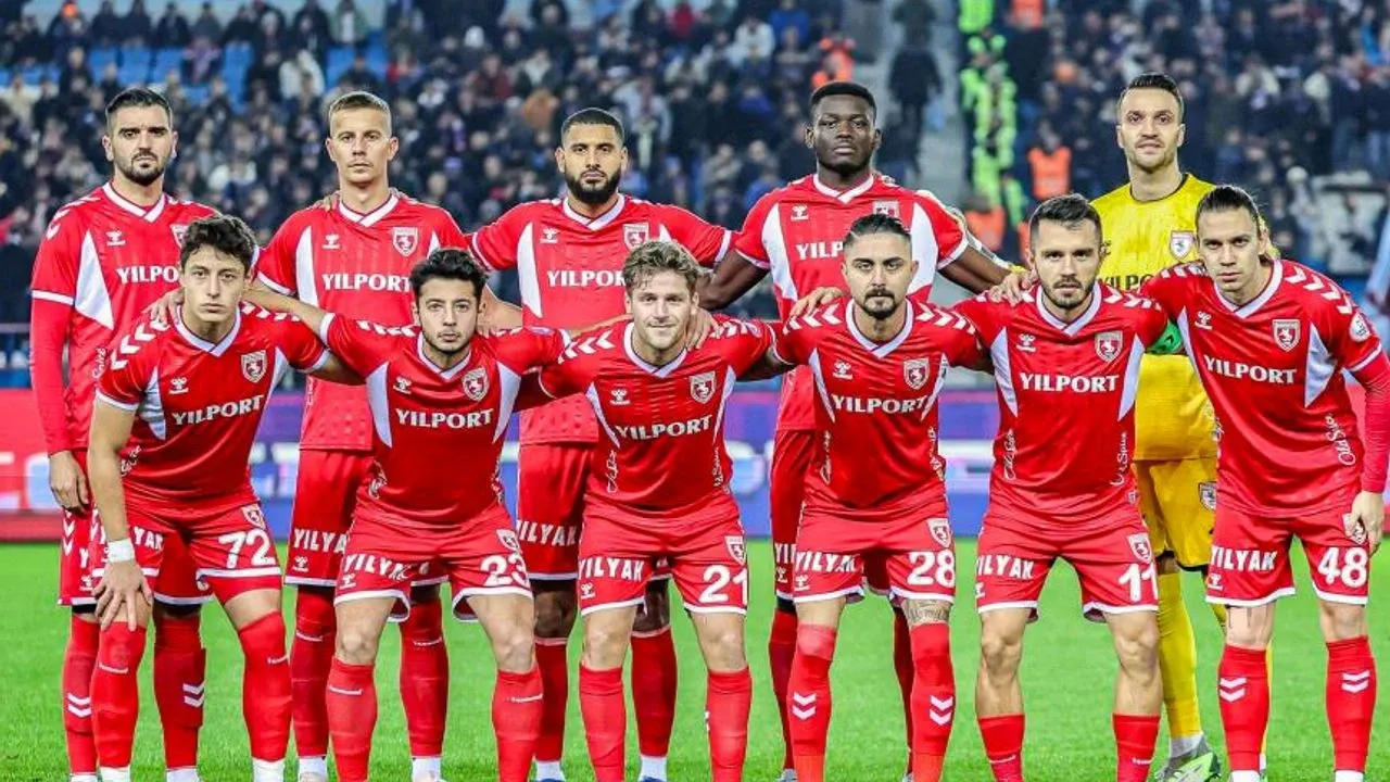Trendyol Süper Lig'de şampiyonu belirlediler! Galatasaray Fenerbahçe sezon sonunda kaç puan olacak?