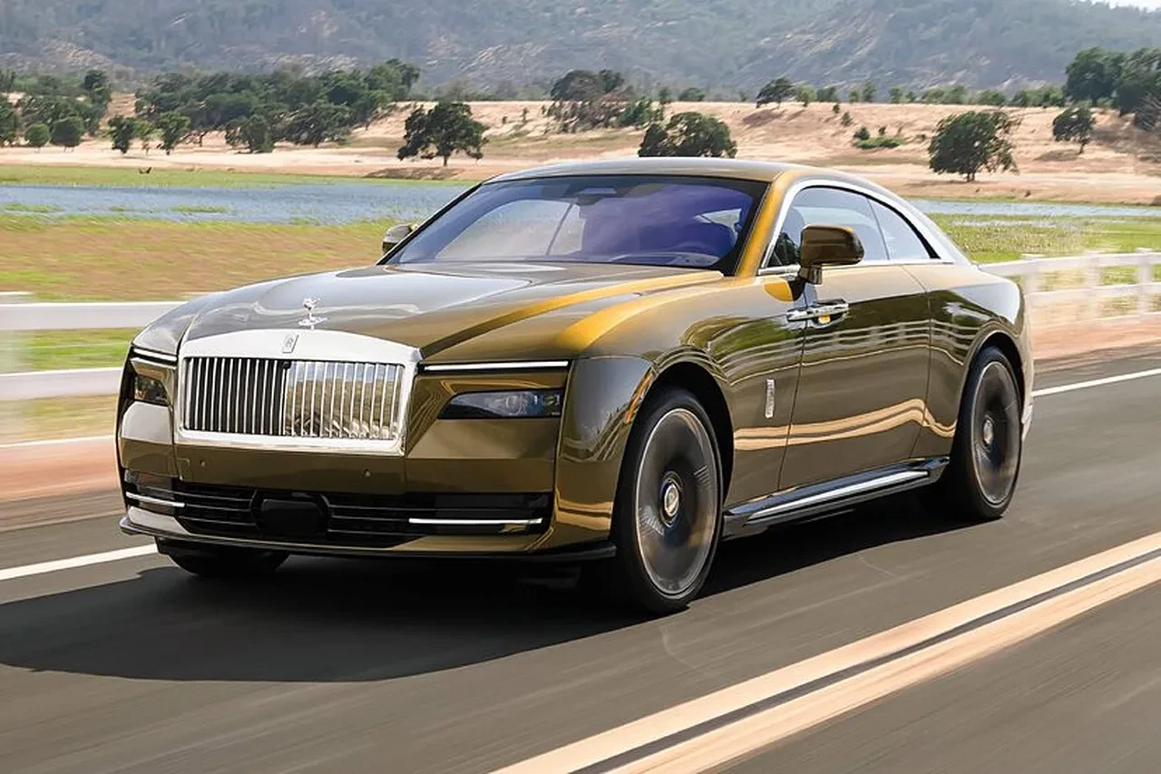 Türkiye’de Rolls-Royce satışları rekor kırdı! ÖTV indirimi lüks markayı zirveye taşıdı