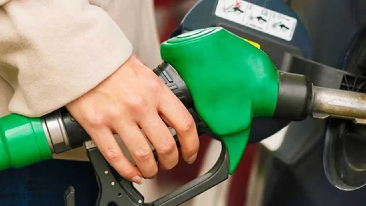 Akaryakıt fiyatlarına çifte indirim geliyor! Önce benzin sonra motorin fiyatı düşecek