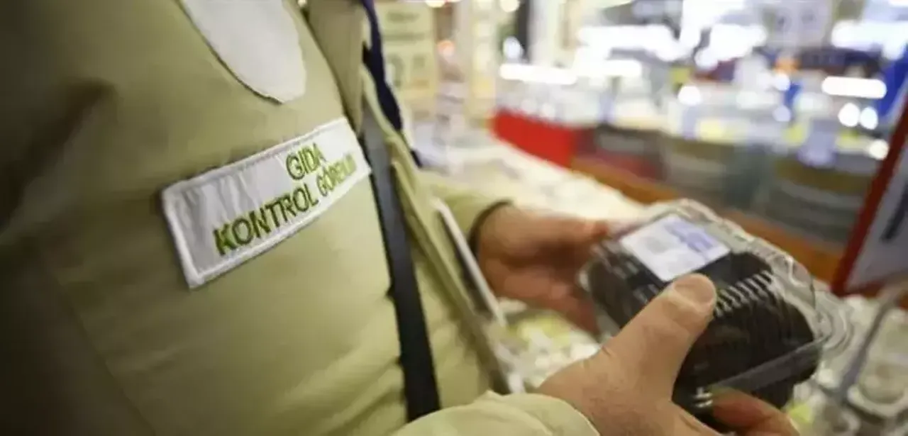 Bakanlık hileli gıda ürünlerini ifşa etti: Baklavadan çekirdek çıktı