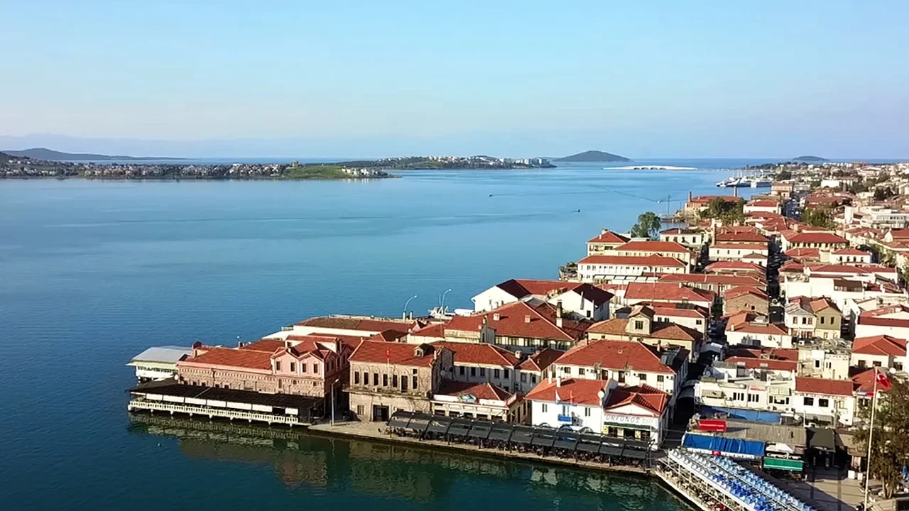 Bu bölgelerde evi ve arsası olanlar kazanacak! Gayrimenkul uzmanı fiyatların uçuşa geçeceğini duyurdu