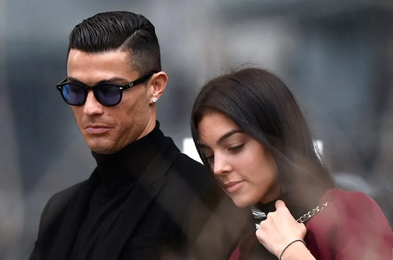 Cristiano Ronaldo'nun evinde olağanüstü hal! Güvenlik önlemi arttırıldı, çocuklar çıkamıyor