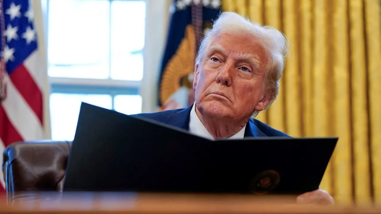 Donald Trump'a sinirlenen Kanadalılardan ilginç tepki: Americano'yu listeden çıkarıp attılar