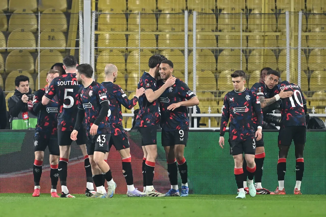 Fenerbahçe Rangers'a 3-1 mağlup oldu! Tur şansı zora girdi